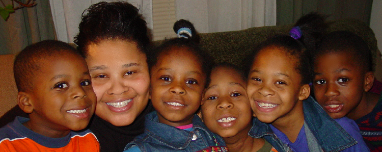 This is me with my 5 beautiful children...Daniela calls them "the jackson five"  heh heh heh